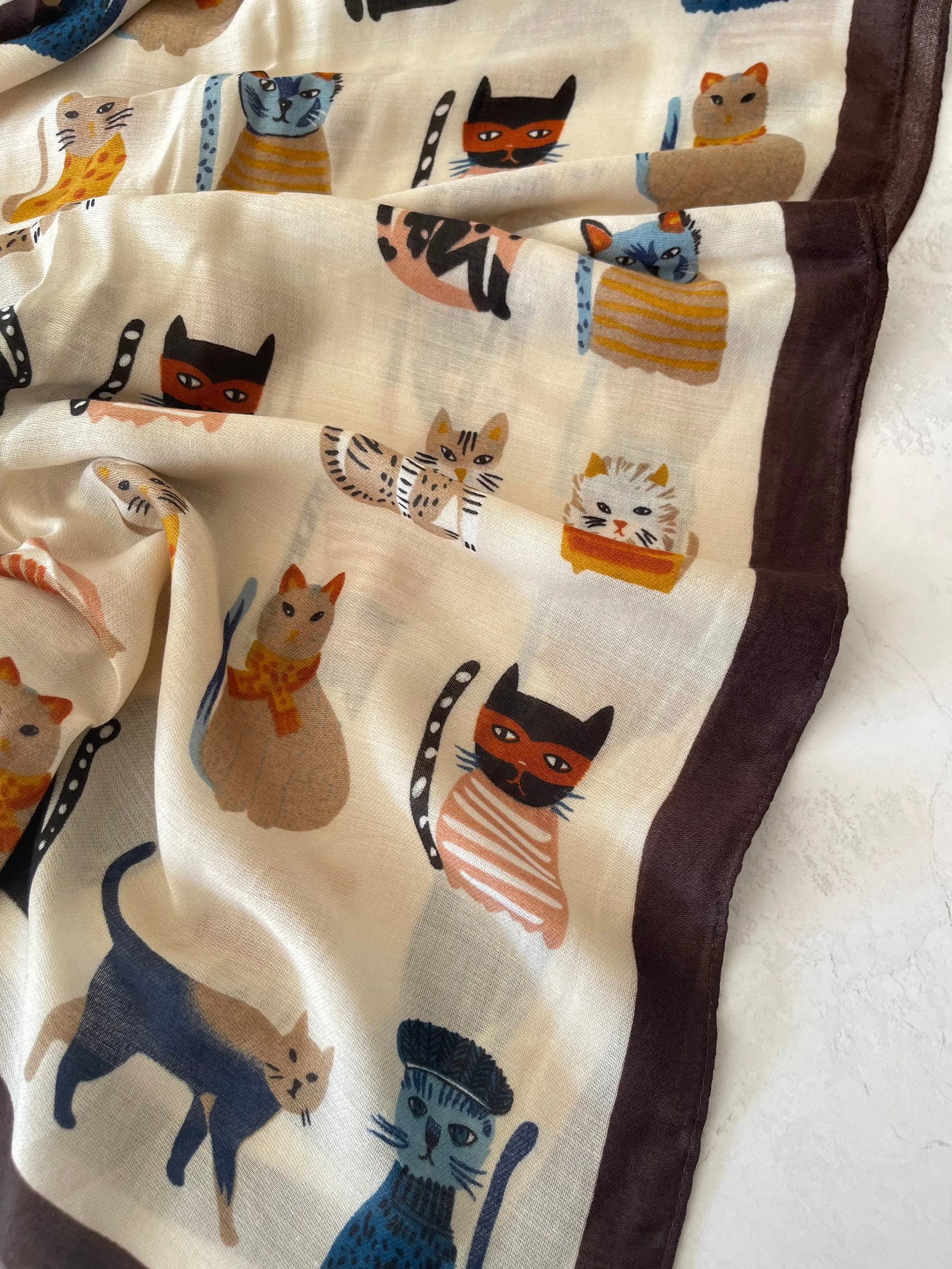 BEIGE COTTON BLEND CAT PRINT LIGHTWEIGHT SCARF