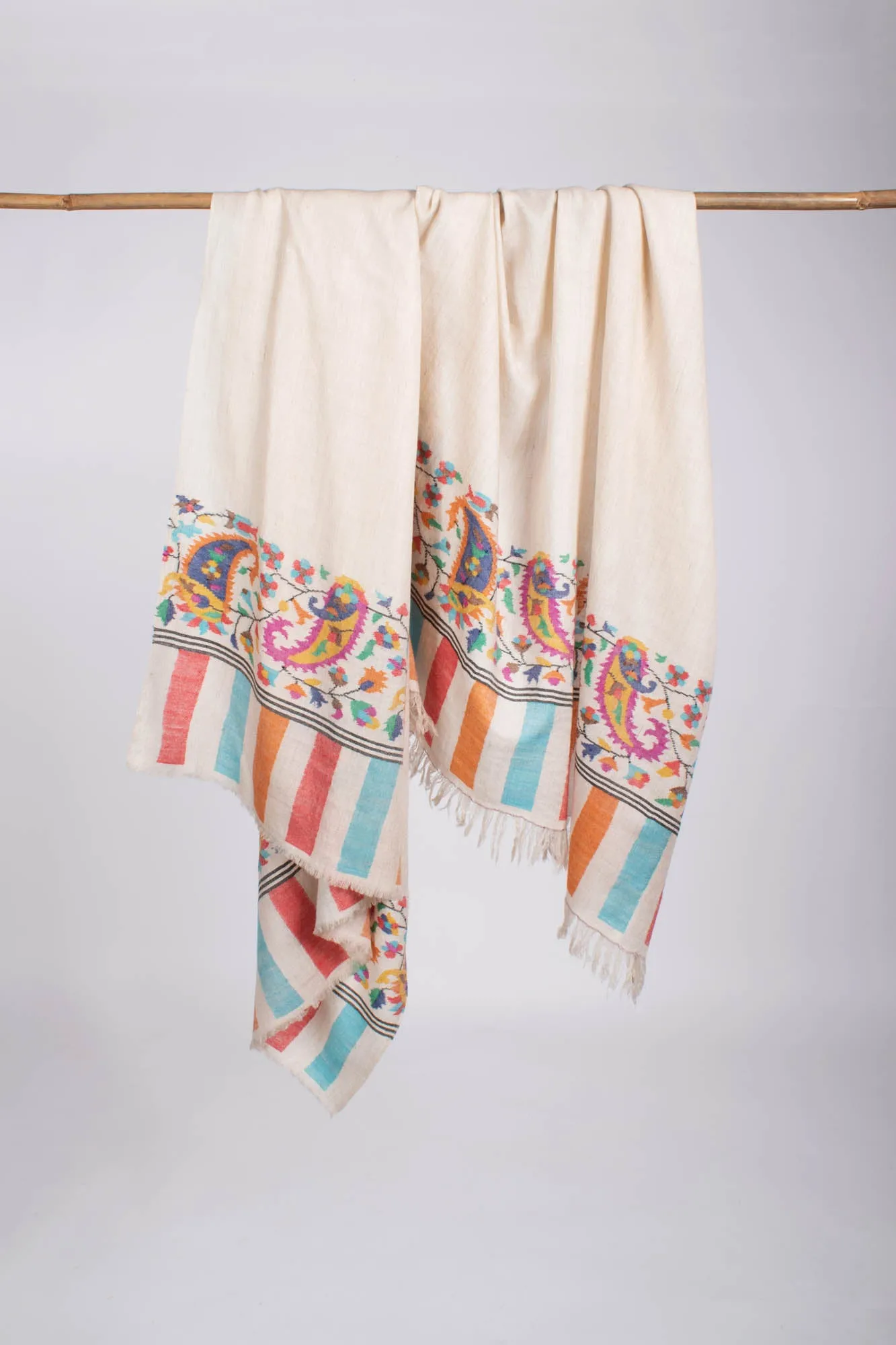 Cream Kashmiri Kani Pashmina Shawl - TUSCALOOSA