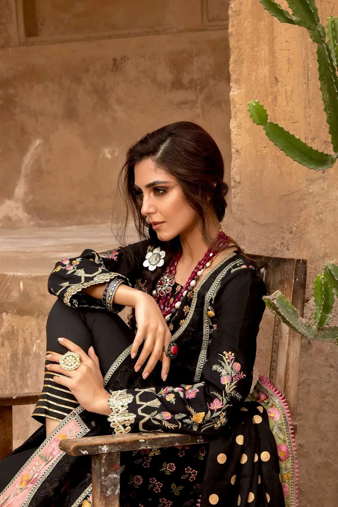 Crimson X Saira Shakira Winter Collection 2020 – Mast Musafir - Ebony