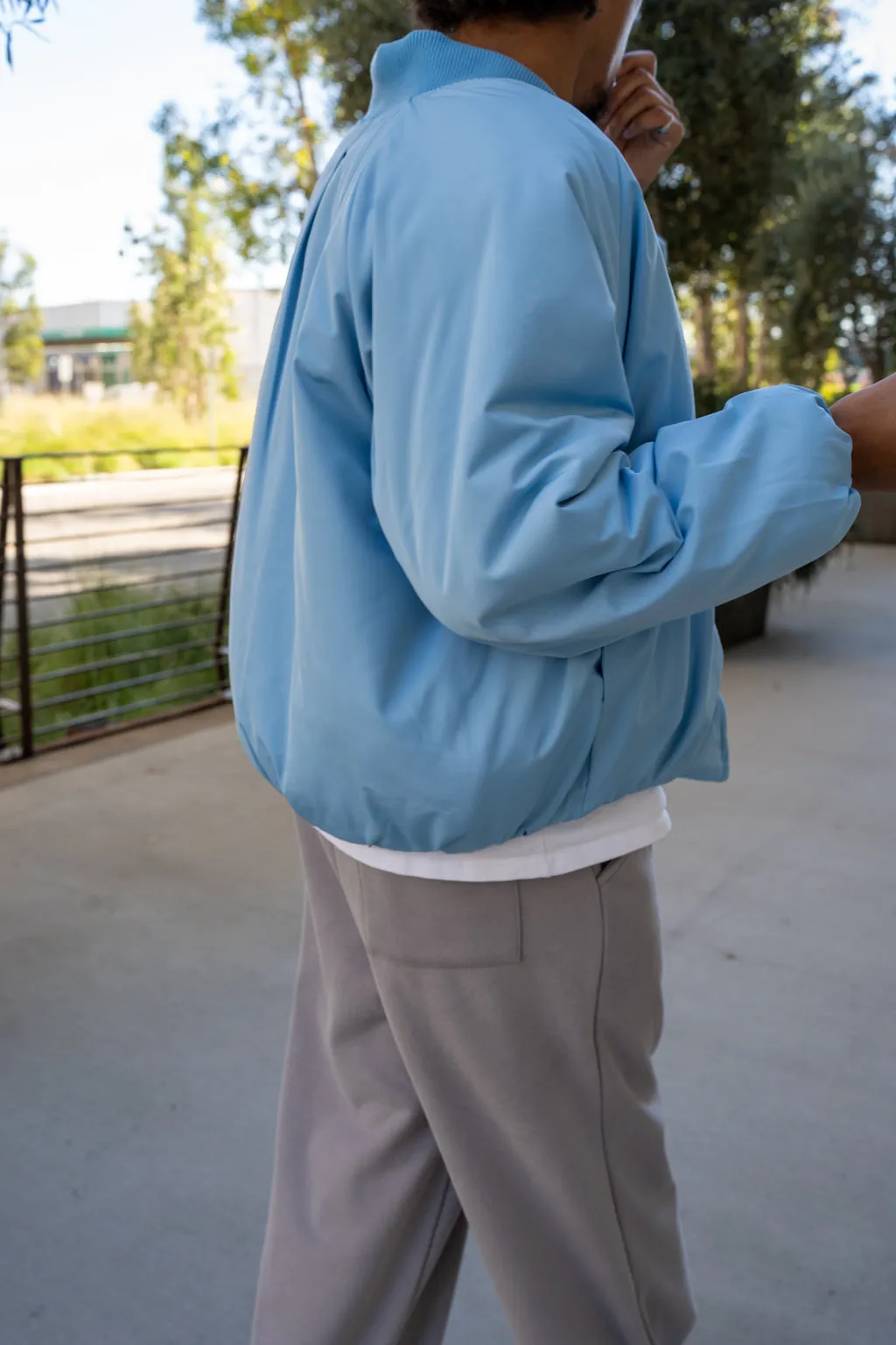 EPTM CAPITAL CROPPED BOMBER-SKY BLUE