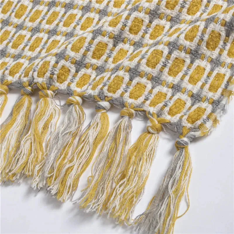 Knitted Big Tassel Blanket