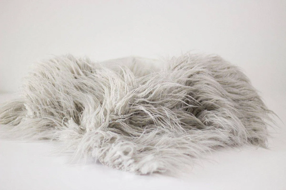 Light Gray Faux Flokati Alpaca Fur Rug