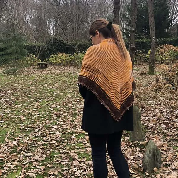 Rythmic Shawl Knitting Kit by Nurgun Bayazit