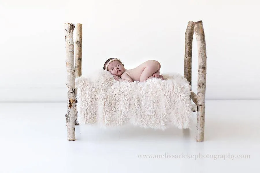 SET Cream Minkyak Faux Fur and Ruffle Wrap Photography Prop