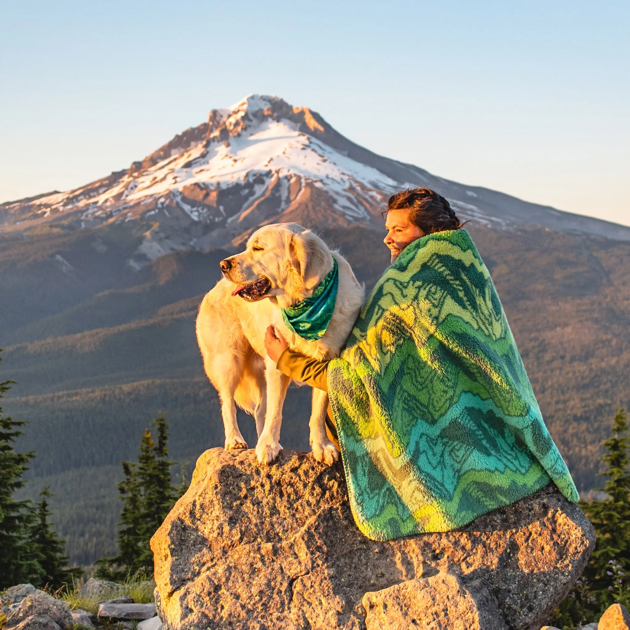 Stio Sherpa Fleece Waterproof Blanket