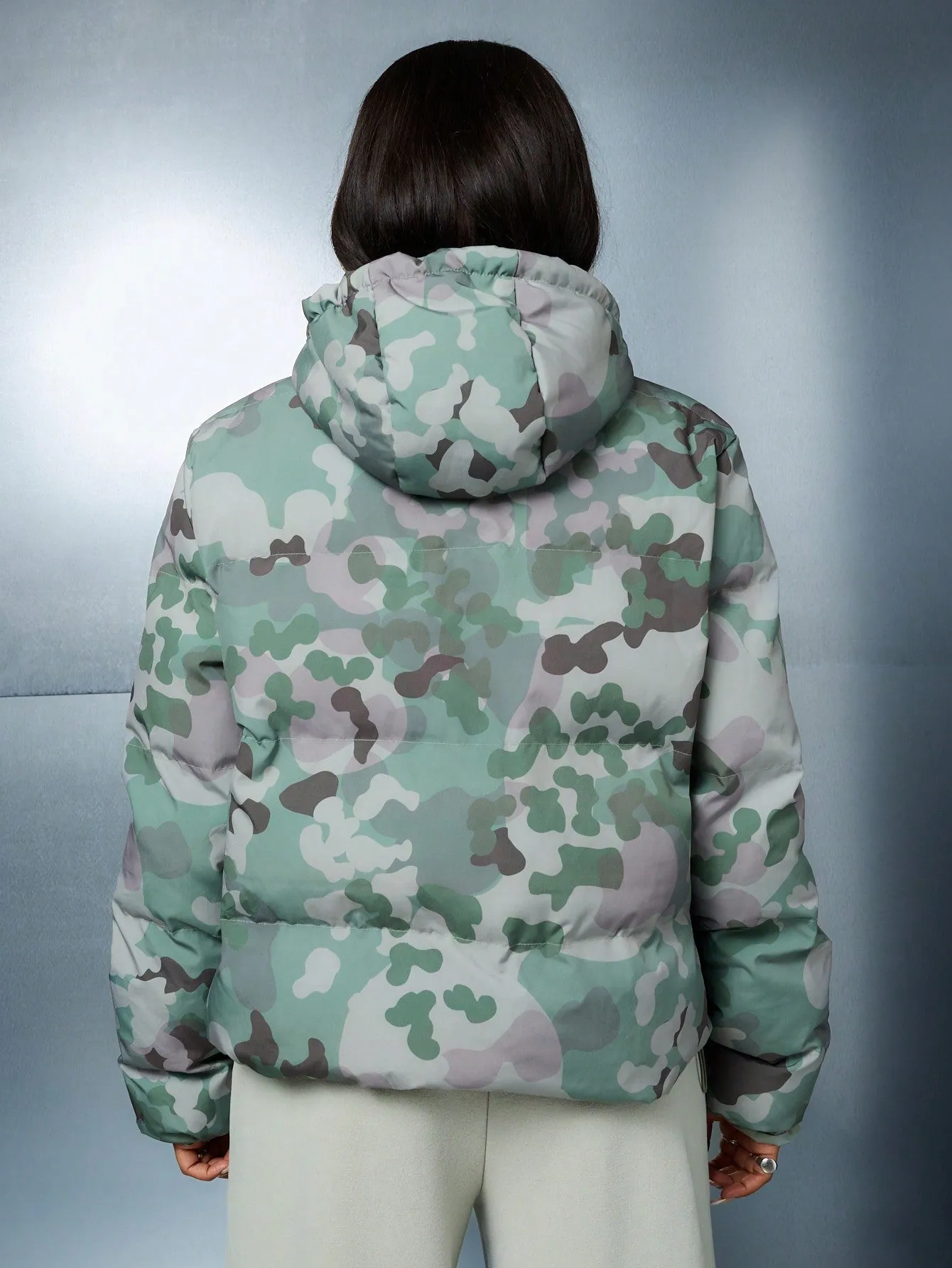 SUMWON WOMEN Camo Puffed Zip Through Hooded Jacket