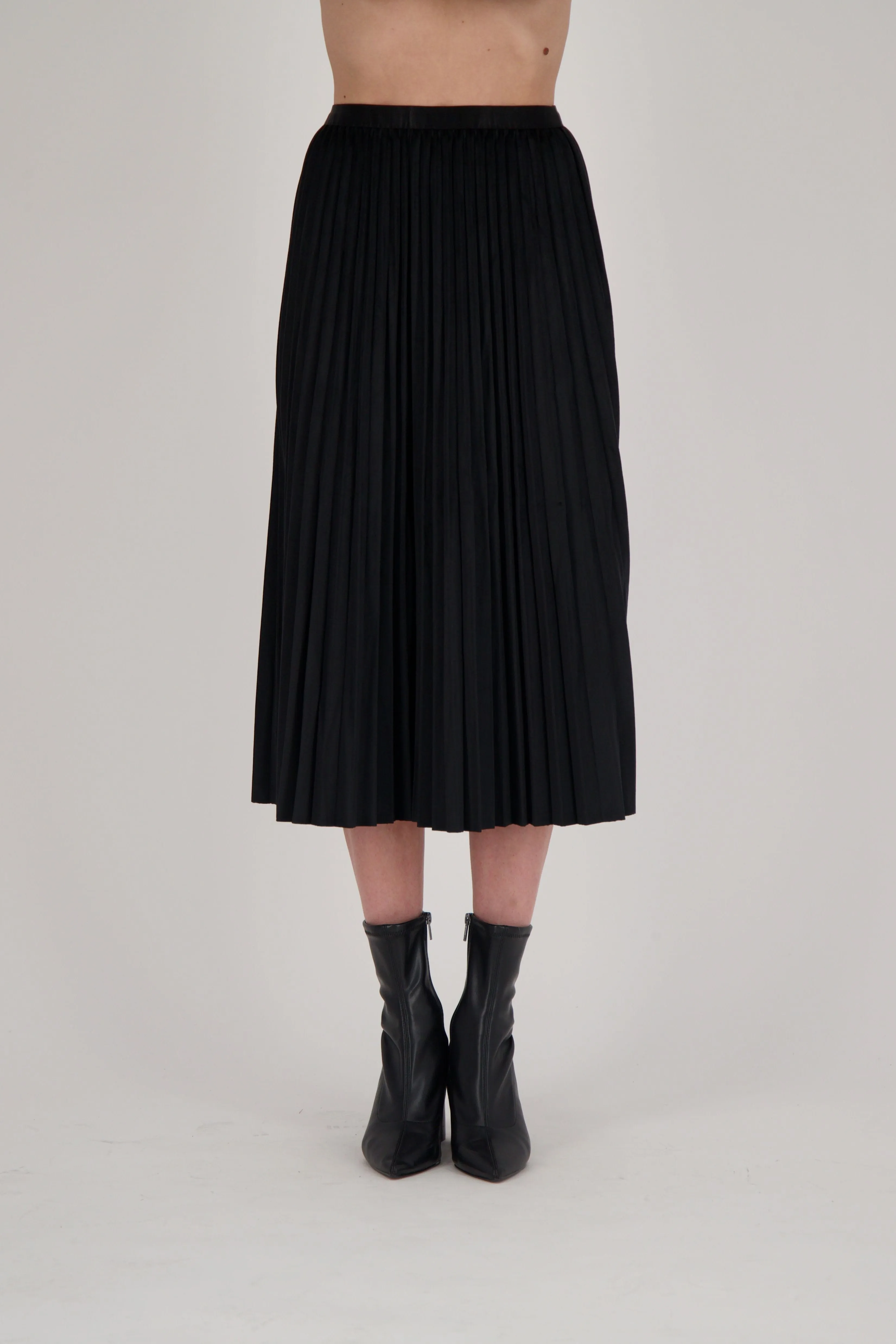 Velvet Pleated Skirt